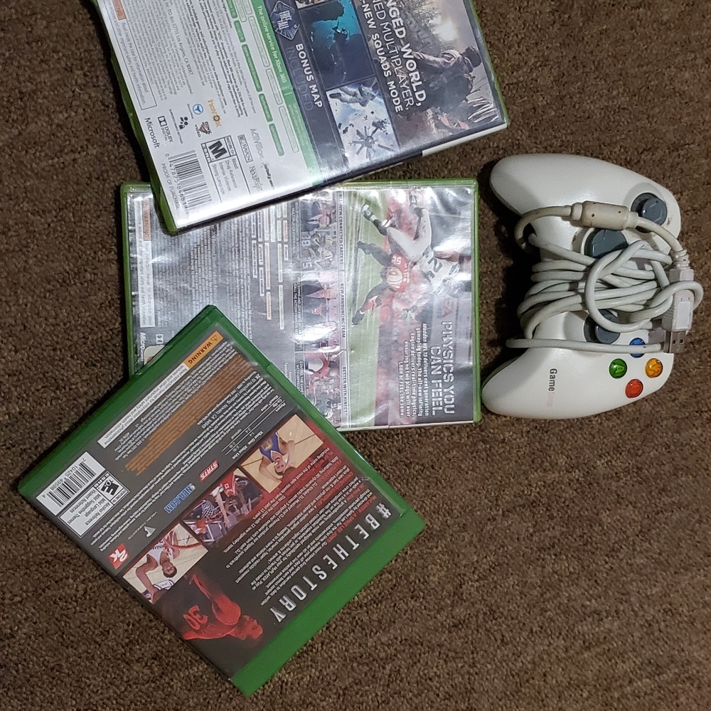 Xbox 360  games/ controller + basketball hoop rim